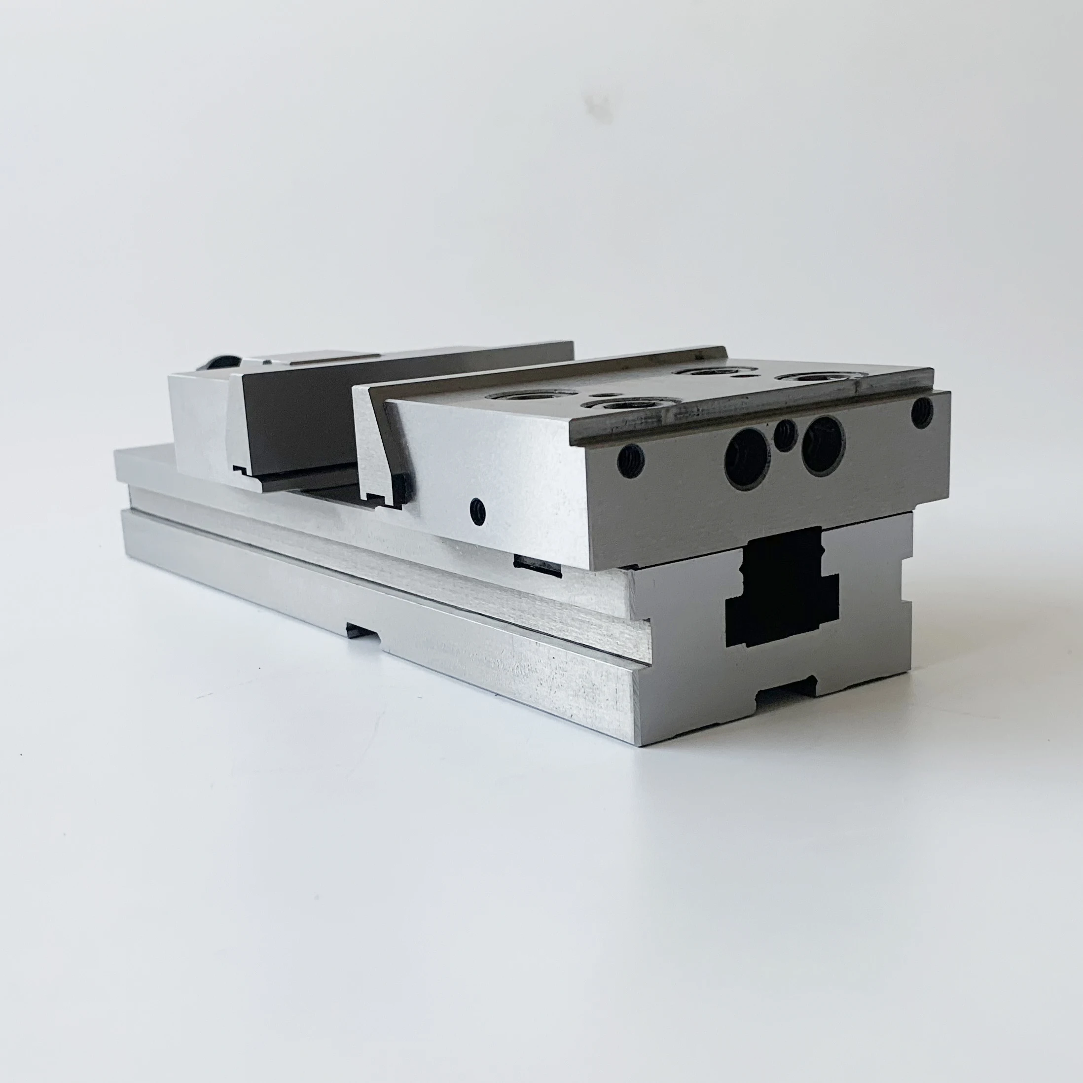 GT200B Precision Modular Vises Anti-vibration For CNC Machine
