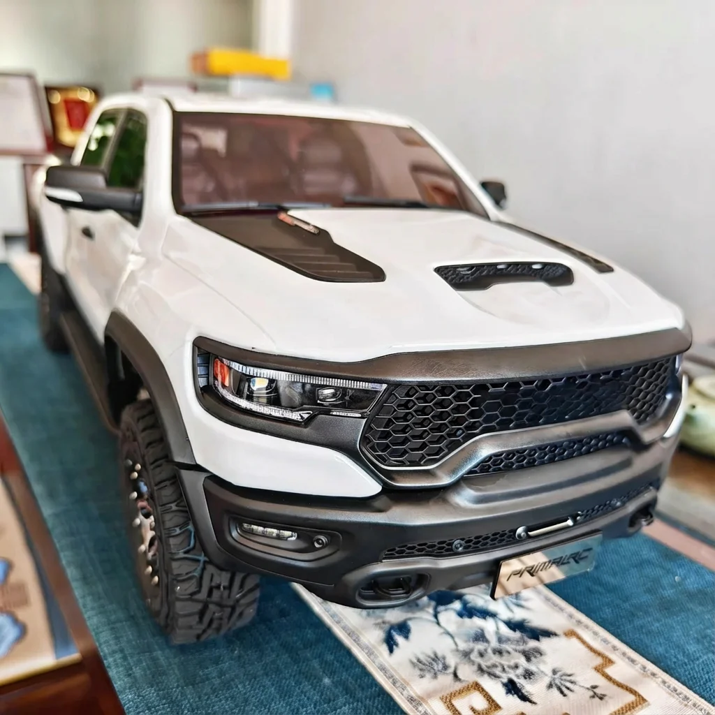 TRACTION HOBBY 1/8 TRX 1500 kortegraalmodel RC-gestuurde elektrische 4wd off-road rupstruck