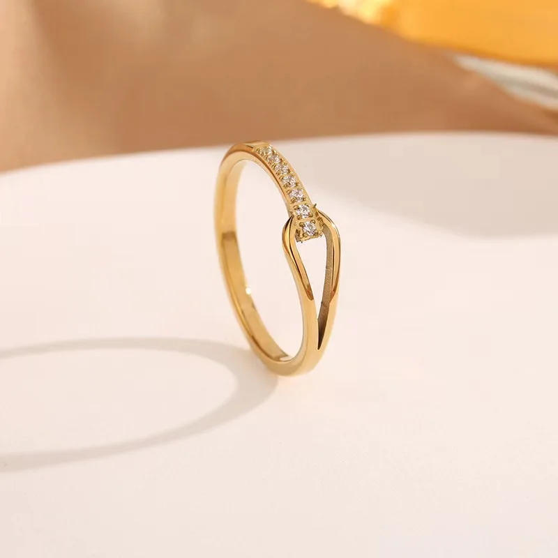 1pc Fashion Geometric Inlay Hollow Light Luxury Zircon Titanium Steel Gold Color Ring Woman Party Six-Ten Size