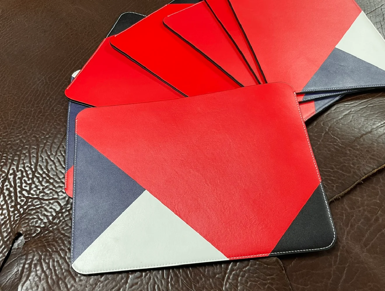 

Leather Liner Bag Material, Splicing Package, Defective Random, 25*33cm