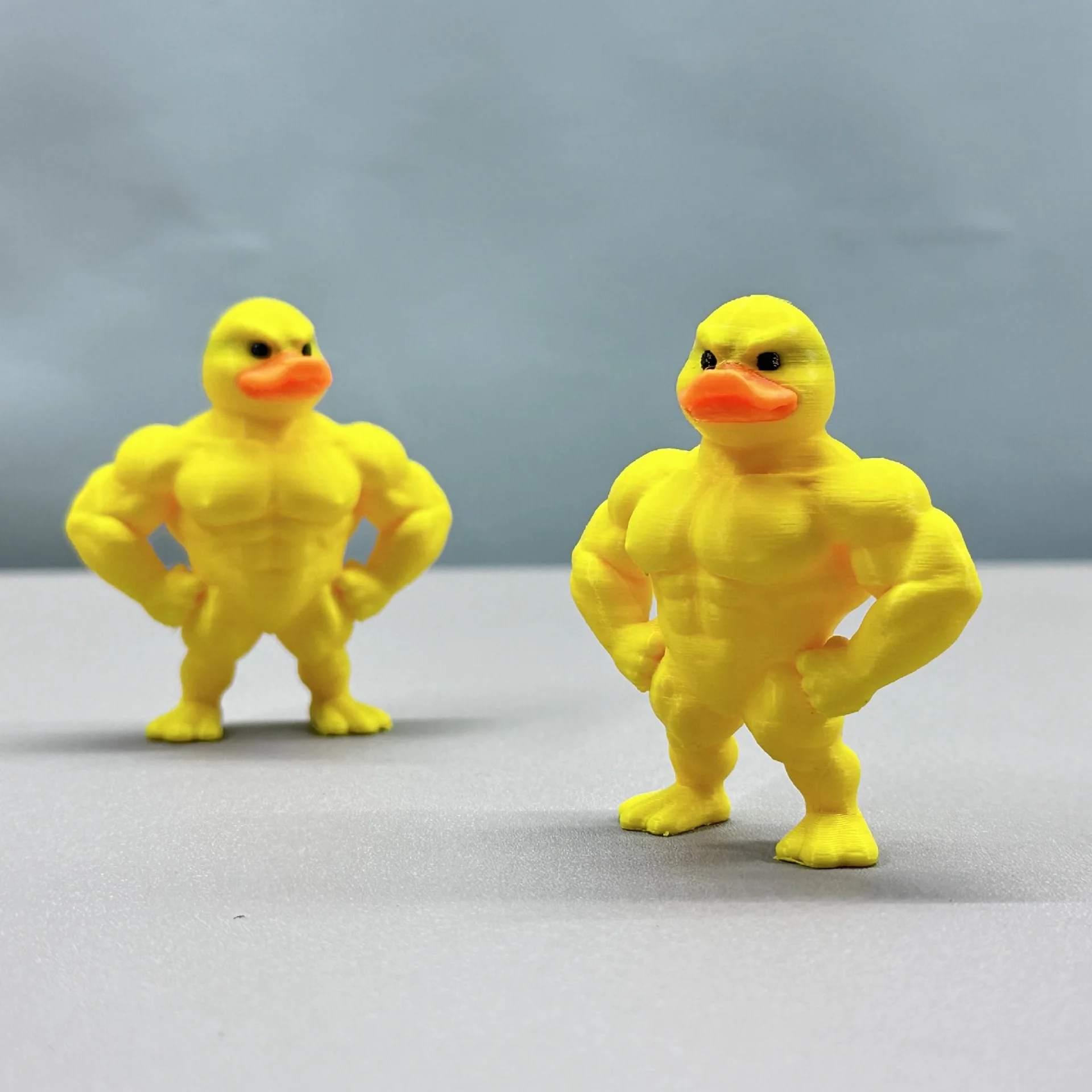 عضلات بطة تمثال زخرفة مكتب ملحق ثلاثية الأبعاد مطبوعة بطة لعبة مضحك مكتب ملحق هدايا عيد الميلاد #3