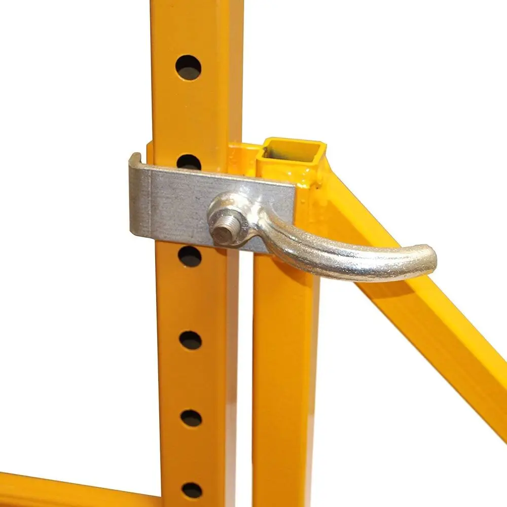 18 Outrigger Set for MFS 6-Ft. Maxi Square Baker Scaffold