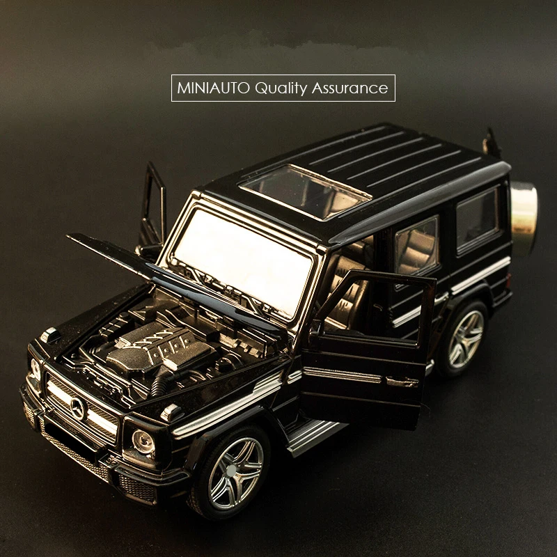 1:32 G65 G63 SUV Alloy Car Model Diecasts Metal Toy Off-road Vehicles Car Model Simulation Sound Light Collection Childrens Gift