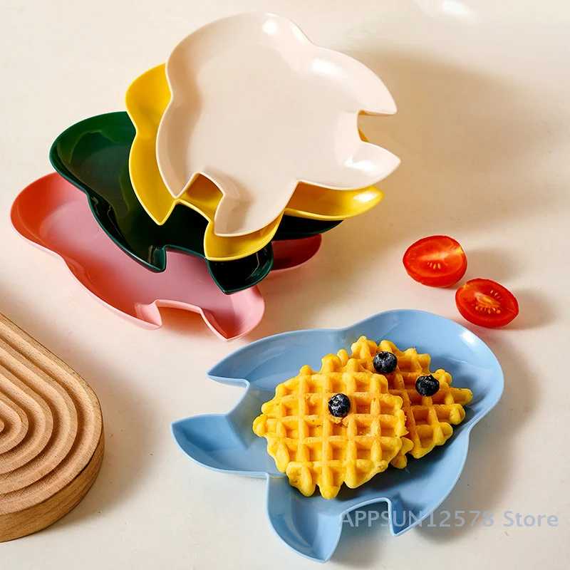 

Penguin Plastic Tray Multifunction Snack Cake Plate Spit Bone Dish Small Disk Home Kitchen Accessories Supplies