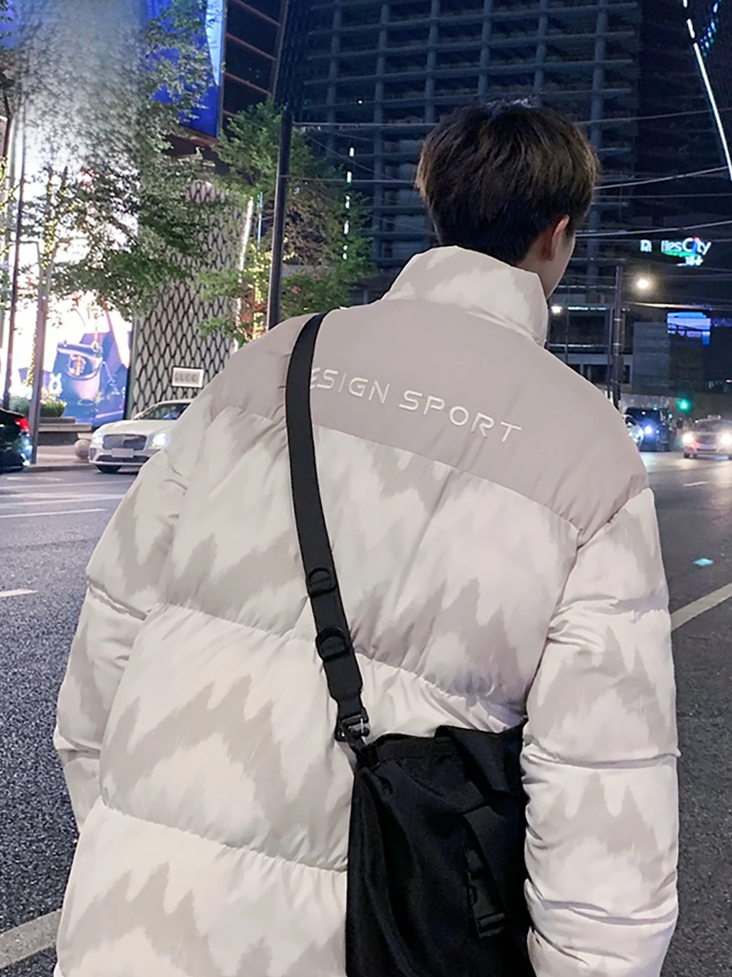 

Утепленная зимняя хлопковая куртка для мужчин в американском повседневном стиле, ветрозащитная, с воротником-стойкой, теплая, с наполнителем из полиэстера