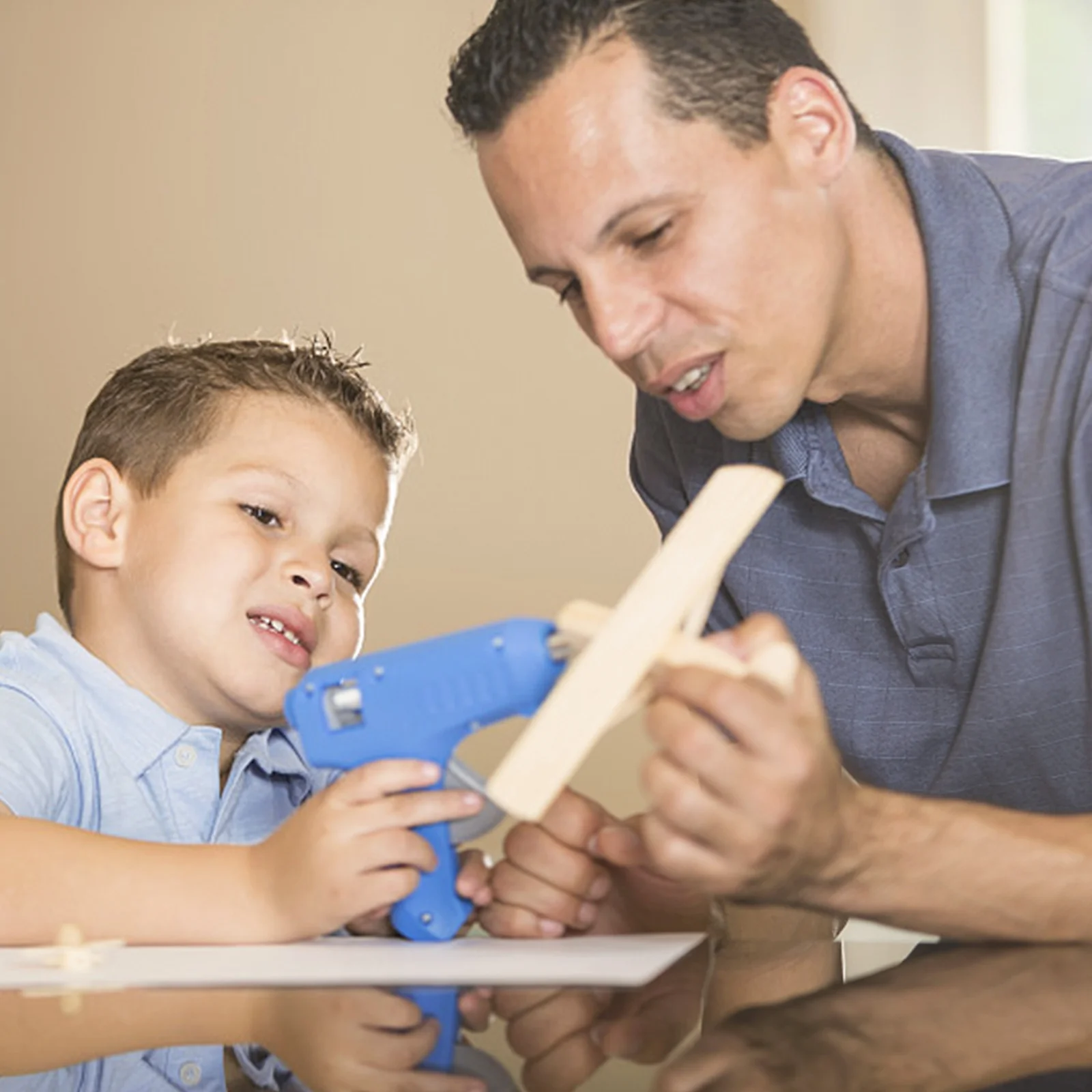 

50Pcs Hot Melt Glue Sticks Transparent Craft Adhesive Rods Fast Melting Hot Glue Sticks for Handmade Art Projects