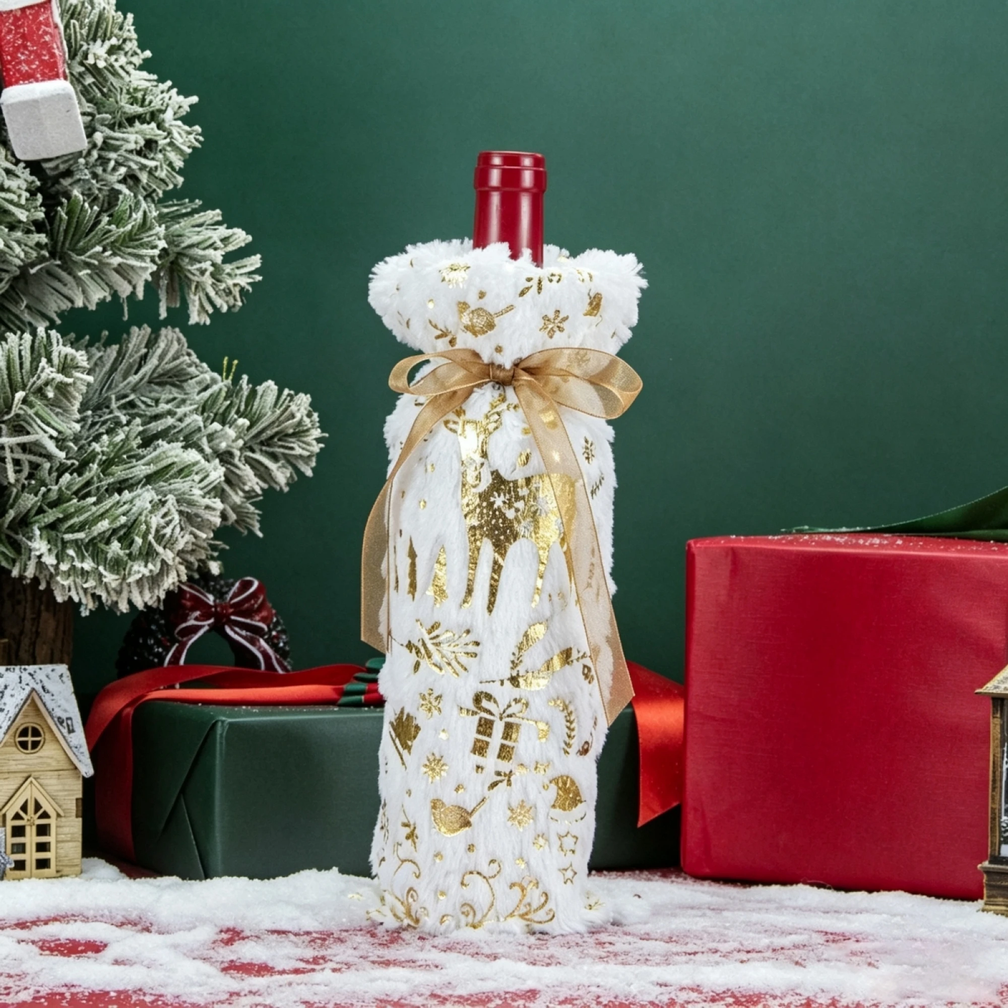 Christmas Wine Bottle Cover Gold Snowflake Print Plush Bottle Bag for Party