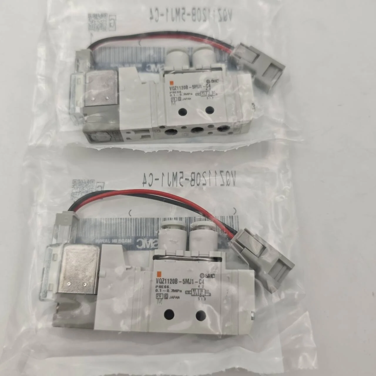 

Оригинальный электромагнитный клапан SMC VQZ1120B-5MJ1-C4, пневматический электромагнитный клапан