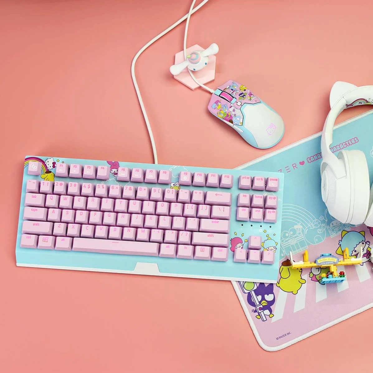 

Механическая клавиатура Razer Sanrio Hello Kitty для киберспорта, ограниченная серия, периферийный набор, мышь + клавиатура + набор наушников