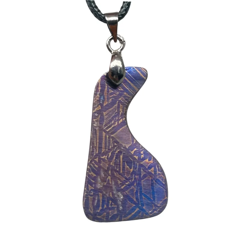 colgante-irregular-de-meteorito-muonionalusta-con-patron-widmanstatten-azul-purpura-collar-para-hombre-lk360