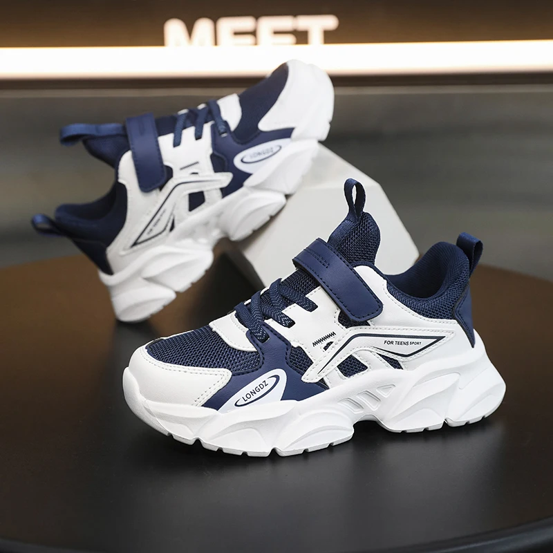 الخريف الساخن بيع الأحذية الرياضية المنعشة للأطفال حماية القدم ودعم التوازن الاحذية اليومية الحرم الجامعي عارضة الأحذية