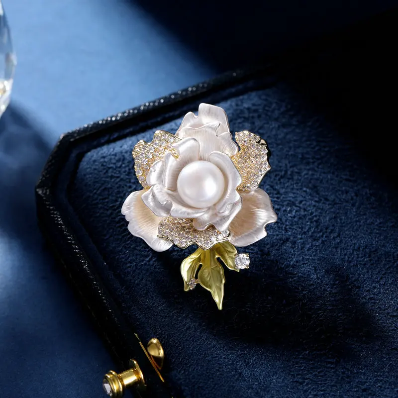 French Retro Temperament, High-End Brooch Trend, Niche Design Sense, Multi-Purpose Fixed Clothing Pin, Camellia Brooch