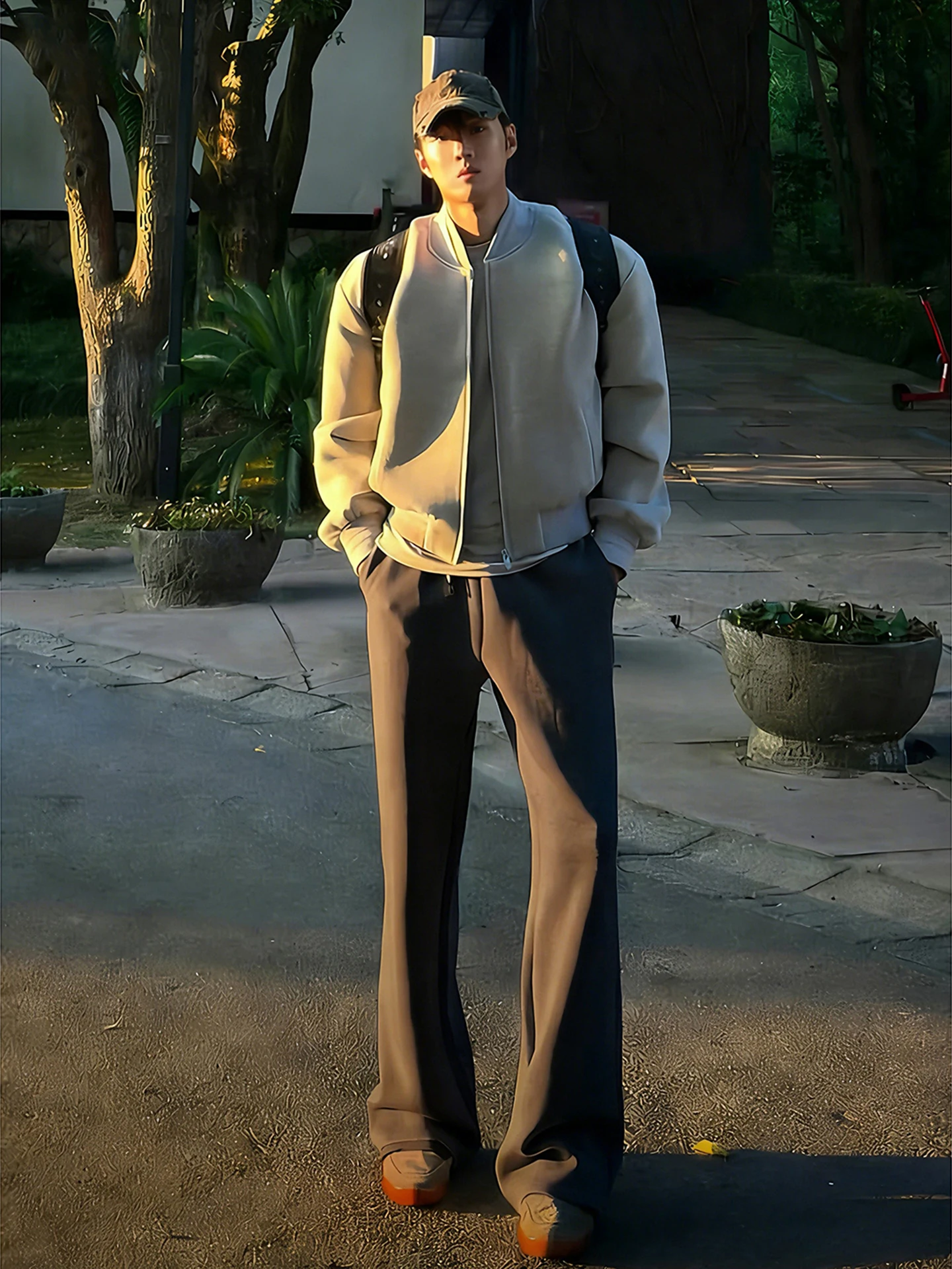 

Deep ey American Sle Curved Blade Sweatpants Men's Spring Heavyweight Fce Micro Flared Sports Pants Slimming Leg Lengt...