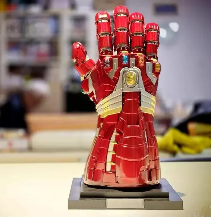 1:1 Marvel Avengers 4 Iron Man Nano sarung tangan tak terbatas edisi Hulk sarung tangan logam dapat dipakai Thanos Endgame sarung tangan jepret Model hadiah mainan