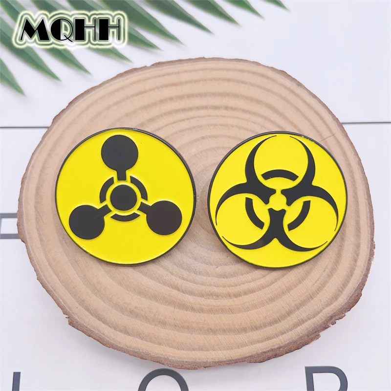 Creative Circular Biochemical Radiation Sign Enamel Pins Yellow Warning Sign Geometric Symbol Alloy Brooch Badge Punk Jewelry