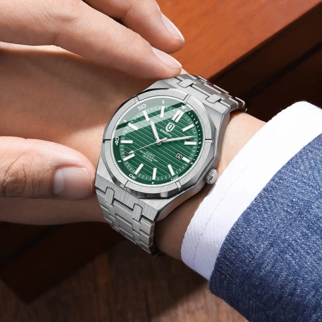 QINGXIYA-Reloj de cuarzo verde para hombre, cronógrafo militar de lujo, resistente al agua, con calendario, luminoso, de acero inoxidable