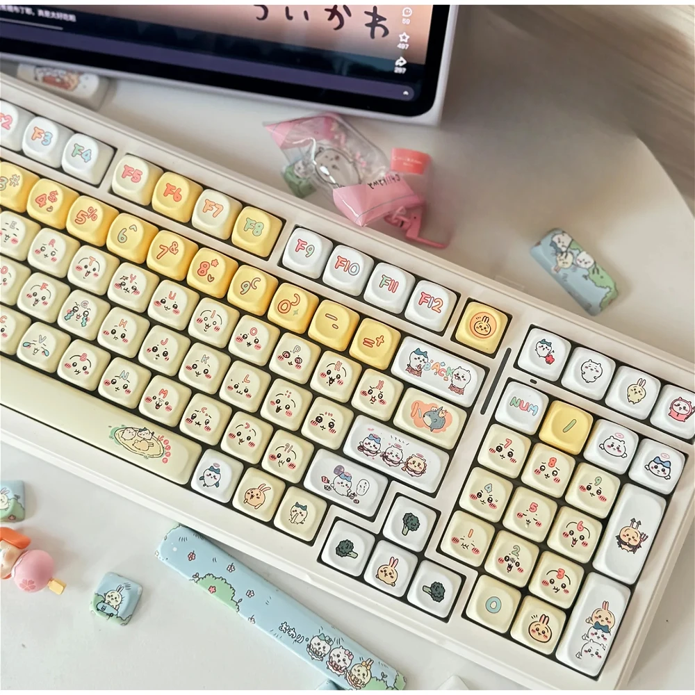 

Large Set of Cute Keycaps PBT Usage SOA Girls Keycaps for 60/64/84/98/108 Gaming Mechanical Keyboard MX Switch