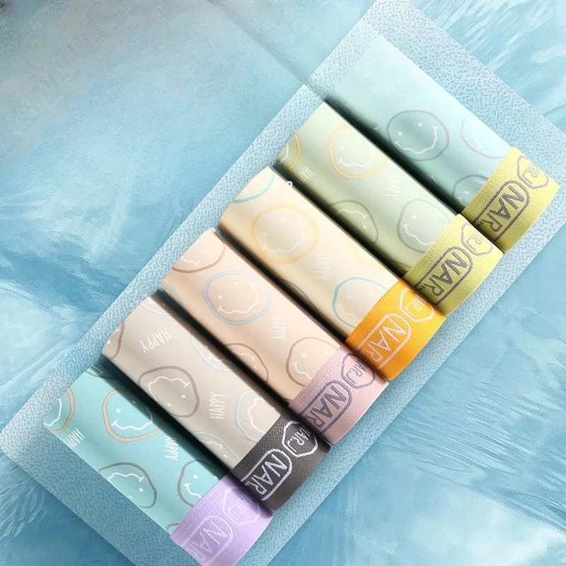 Men's Ice Silk Print Flower Underwear Ultra-thin Silky Underpants Summer Cool New Quick-drying Trackless Four Legs Short Comfort