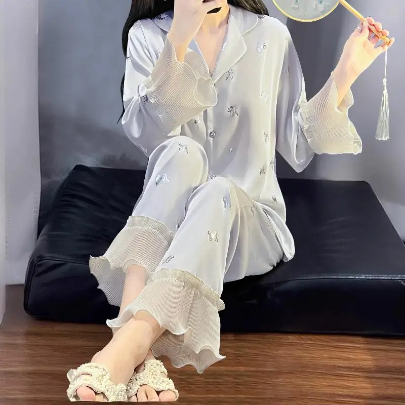Women's Floral Long Sleeved Long Pants Pajama Set Women's Spring and Autumn Lace Round Neck Home Wear Student Soft Two-Piece Set