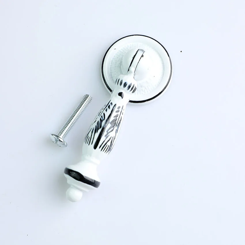 

European vintage pendant single hole drawer knob antique white shoe cabinet cupboard dresser wine cabinet handle knob