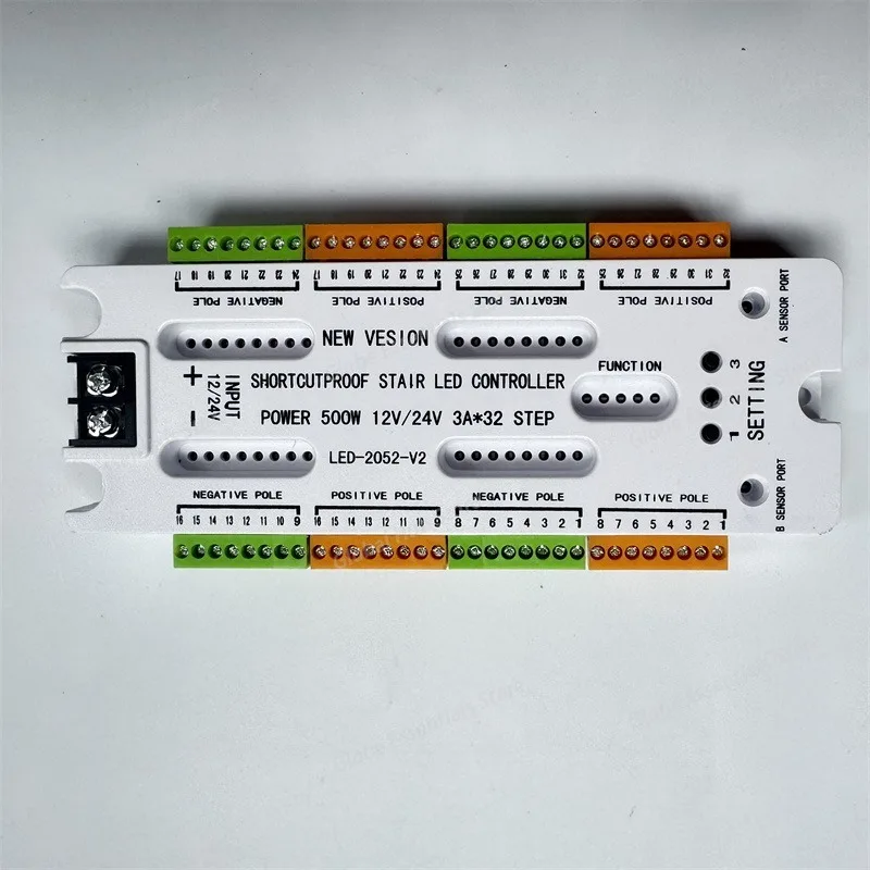 

Двухпроводной индукционный поток воды слеждается за ступенчатыми фонарями, полностью освещенный универсальный противокоротный контроллер лестницы 12 В и 24 В