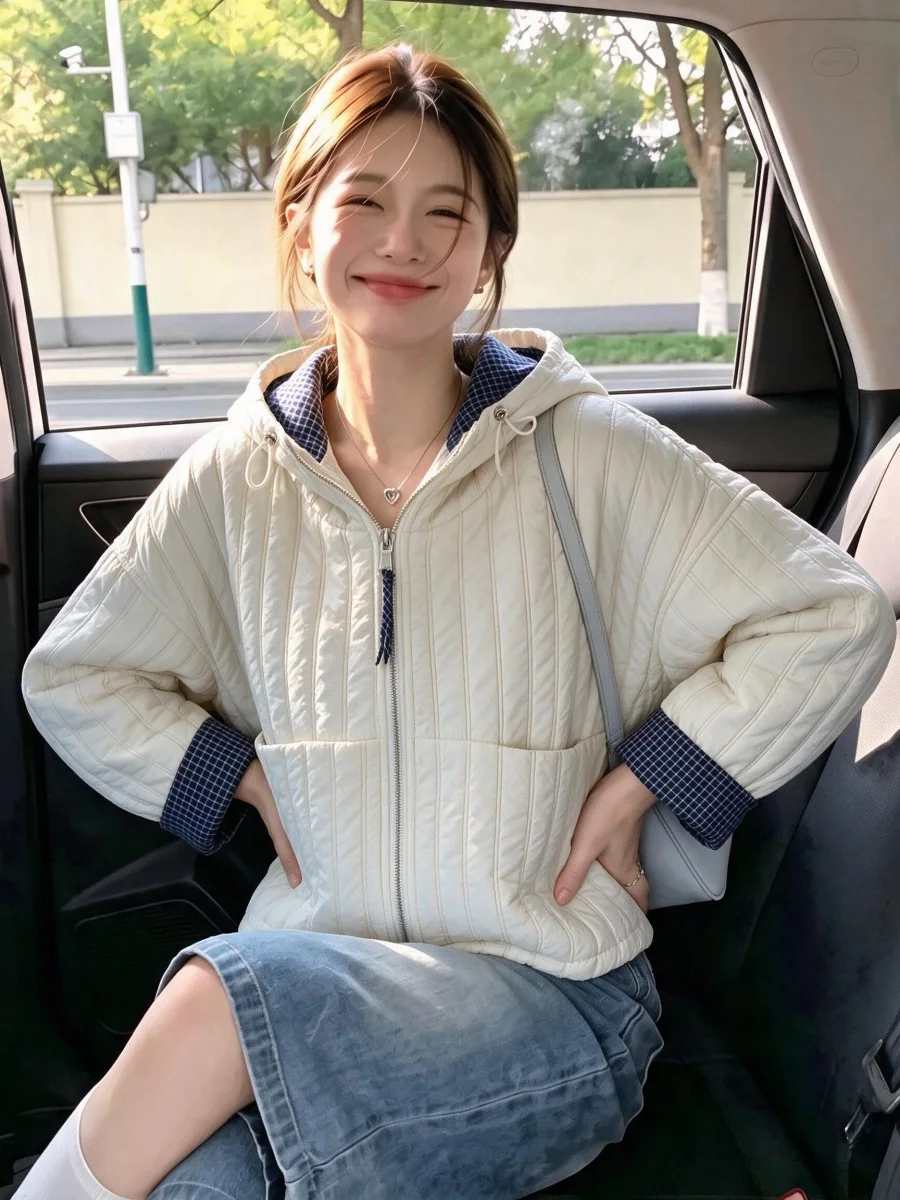 Young Stylish Quilted Cotton Jacket Women's Loose Fit Hooded Lightweight Autumn Winter Coat Casual Comfortable Polyester Fabric