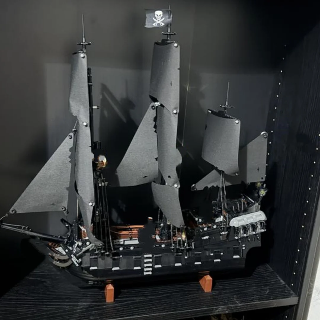 

Compatible 10365 2862pcs Disney Captain Jack Sparrow's Pirate Ship Building Blocks brick Caribbean Pirates Gift for Kid Boy Toy