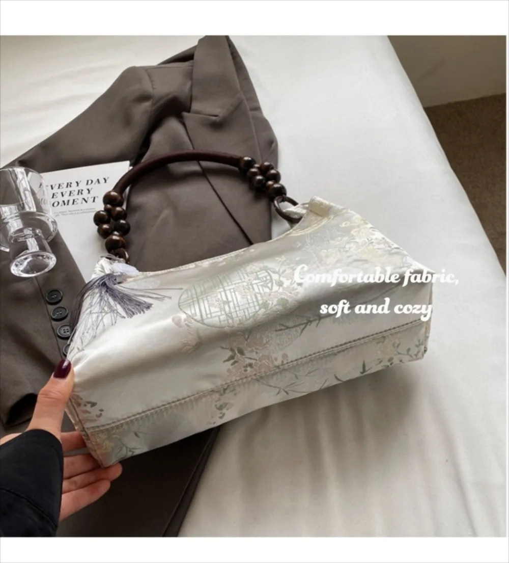� Mittlere Kapazität ​ Damen-Schultertasche mit Stickerei ​ ​ Ethnische Muster-Stickerei ​ Nähgarn für Handarbeiten ​ ​ Quasten-Anhänger-Tasche ​ – Detail 5