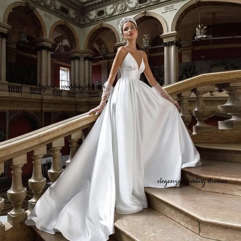 ที่กําหนดเองสายรัดไหล่ลึก V คอซิปด้านหลังซาตินงานแต่งงานชุด Robe De Mariée Vestido de novia 2025
