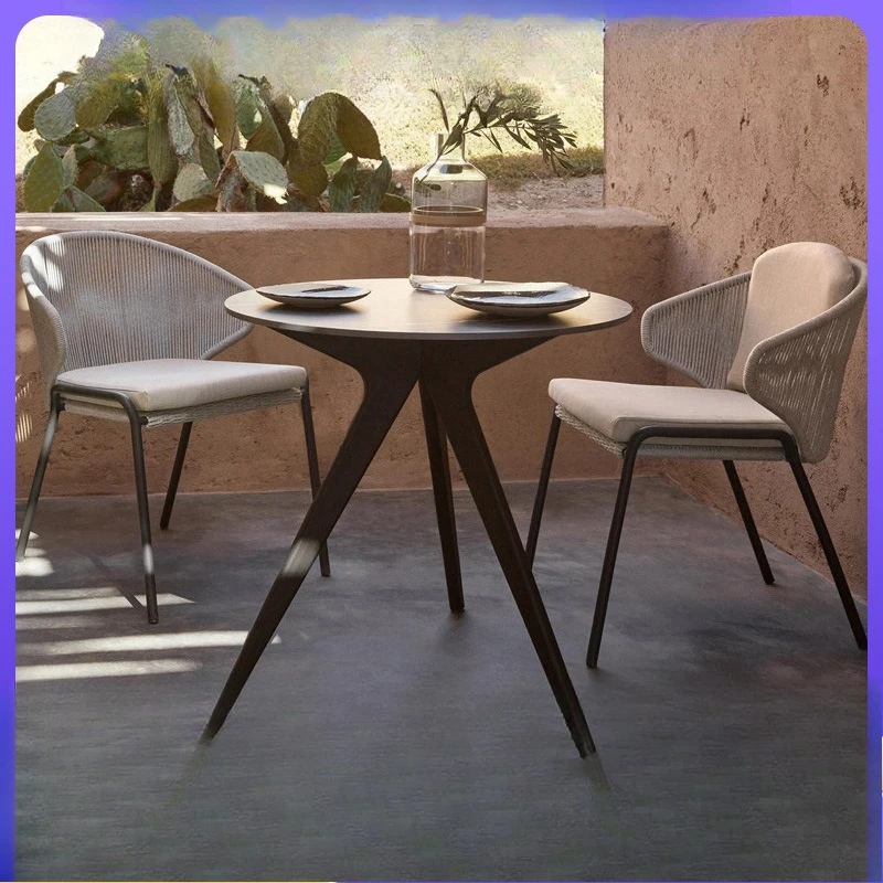 

Customizable creative tables and chairs