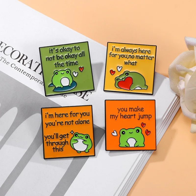 Cute Frogs Animals Enamel Pins Brooch Kawaii Cartoon Love Heart Frog Badge Lapel Pin Jewelry Backpack Collar Accessories Gift