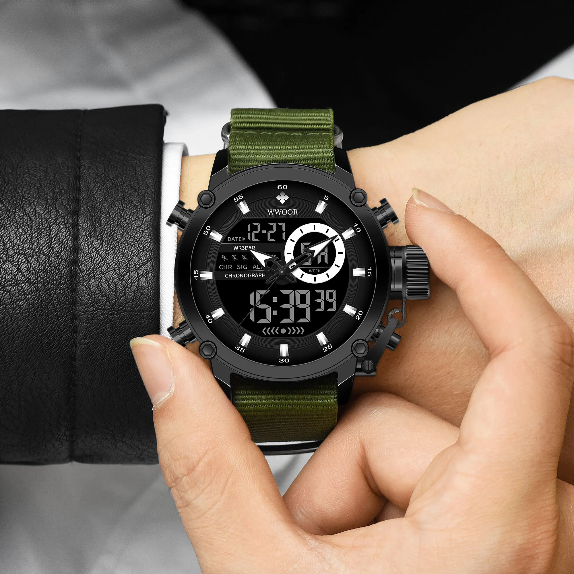 Wwoor Nieuwe Mode Militaire Sport Mannen Nylon Horloges Digitale Quartz Polshorloge Waterdicht Dual Display Klok Relogio Masculino