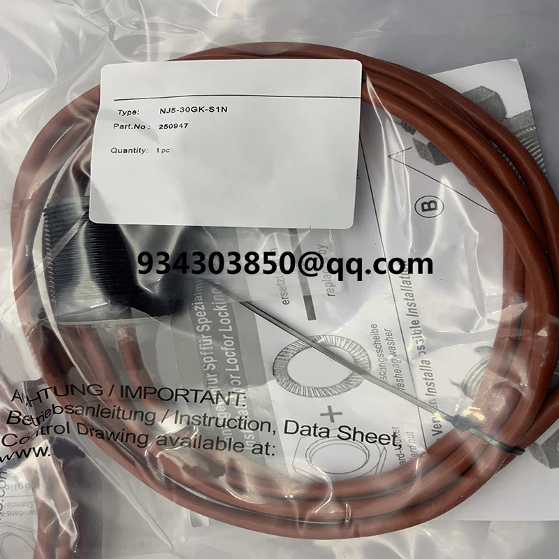 

Совершенно новый бесконтактный переключатель NJ15-30GK-SN NJ10-30GK-SN