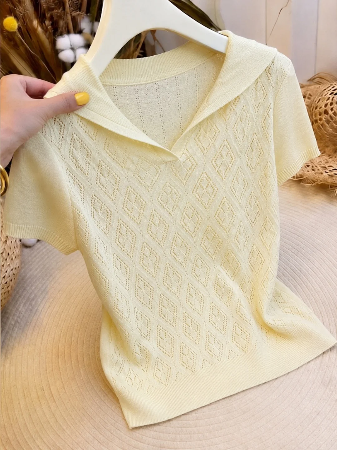 

Trendy Ice Silk Knitted Top Hollow Design Casual Versatile Summer Fashionable Age-Reversing Short Sleeve Women's Silk Shirt