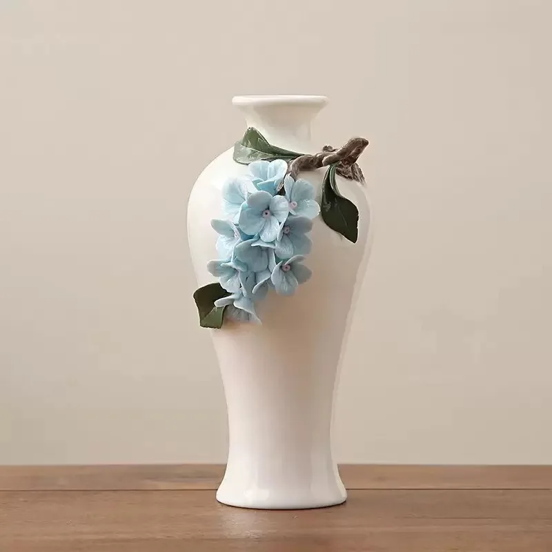 Modern luxury ceramic vase for home and office decoration - simple and stylish flower arrangement pot