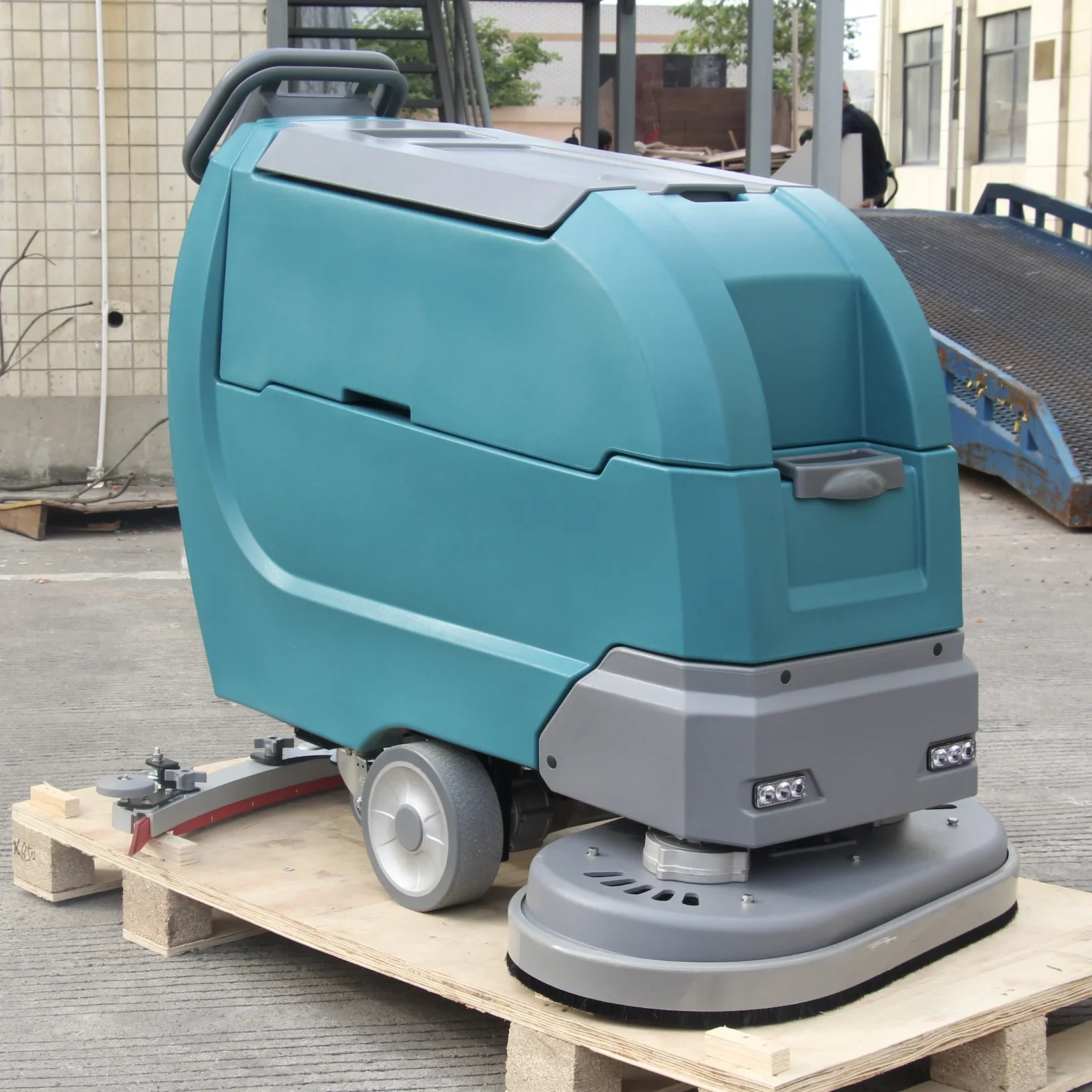 Commercial Industrial Walk-Behind Electric Floor Cleaning Machine Floor Scrubber