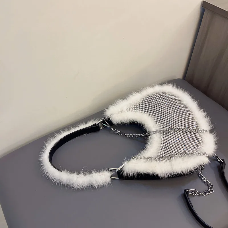 2023 fashion women rhinestone armpit bag fuzzy shine artificial diamond underarm bag chain crossbody bag.