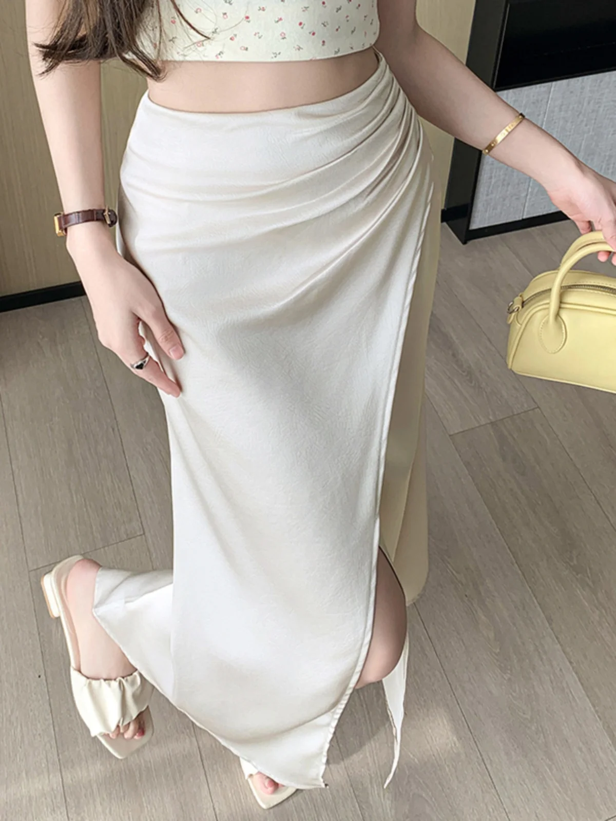 

Emily Clud Premium Satin Texture Acetate Asymmetrical Split A-Line Skirt Women's High-End Feel f-length Skirts