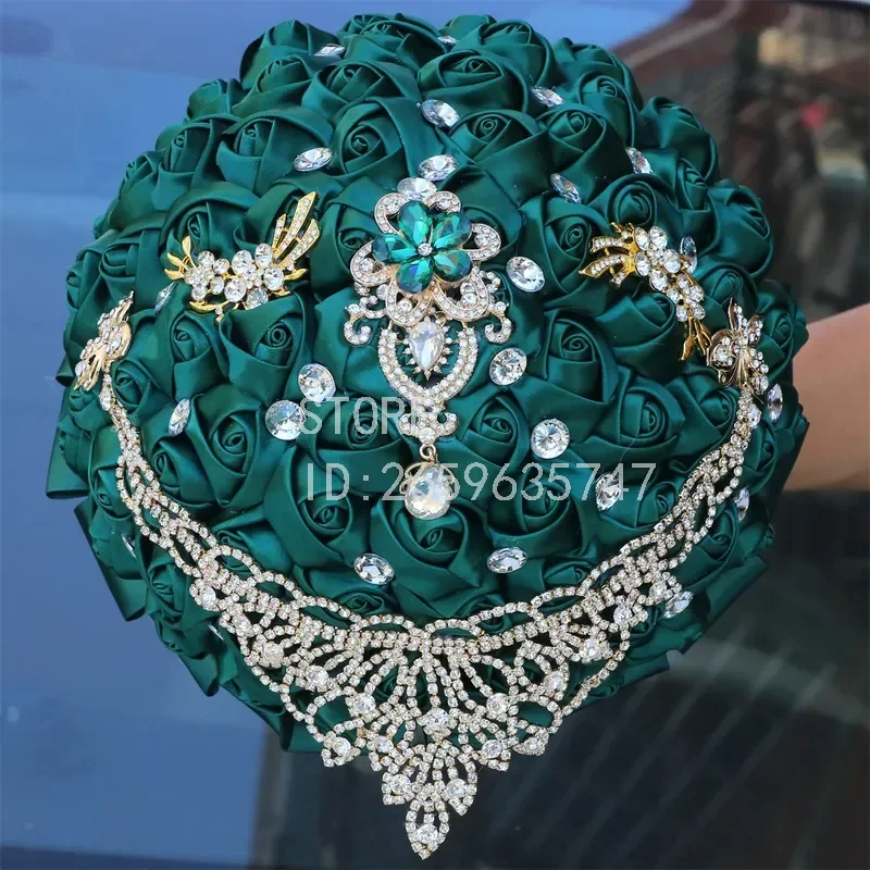 ramo-de-novia-verde-oscuro-popular-en-europa-y-america-con-cinta-de-pedreria-y-rosas-para-boda-diy-simulacion-de-ramo-w287b