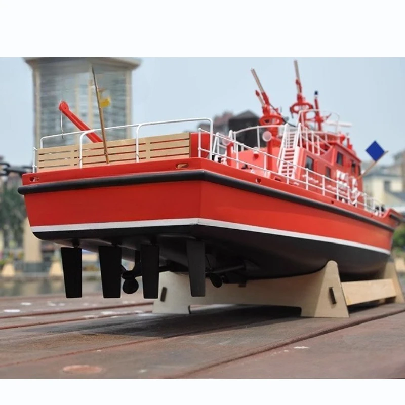 1/25 Dusseldorf RC Sprinkler Nave di Fuoco RTR Edizione Doppio Motore In Fibra di vetro Scafo Simulazione Lavoro Per Adulti RC Barca Modello Giocattolo Regalo