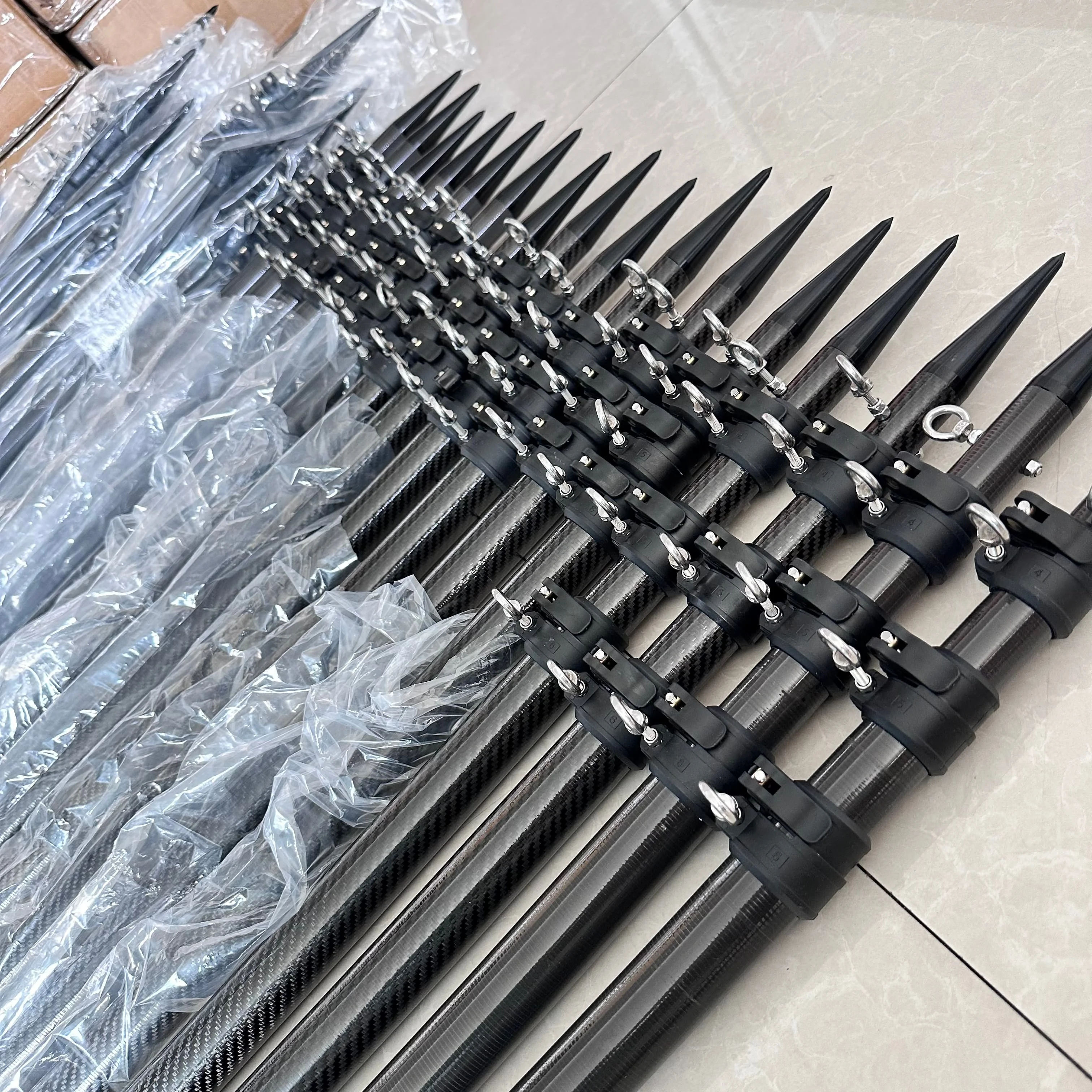 High Stiffness 15ft 3K Carbon Fiber Telescopic Anti-Corrosion Marine Grade Outrigger For Saltwater Boat Fishing