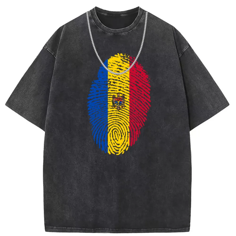 Moldova Flag Graphic T-shirts For Man Vintage Cotton Long Sleeve Tee Shirts Men High Quality Printed Washed Sweatshirts New Tops