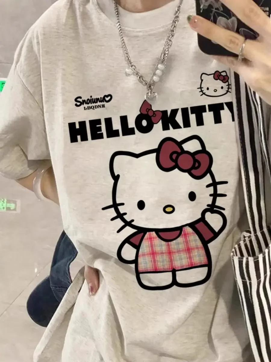 

Женская хлопковая футболка Hello Kitty, летняя футболка с короткими рукавами, повседневный топ с милым рисунком, удобная повседневная одежда