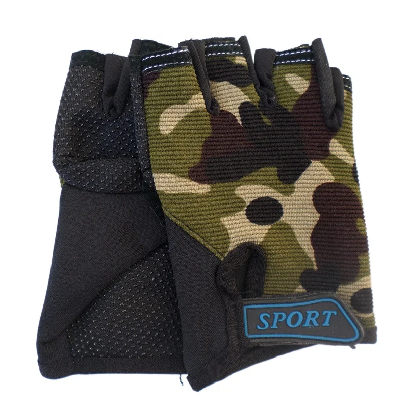 1 Pair Camo Sports Gloves for Children Kids Half Finger Riding Cycling Running Gloves for Boys Girls Outdoor Sports Gloves