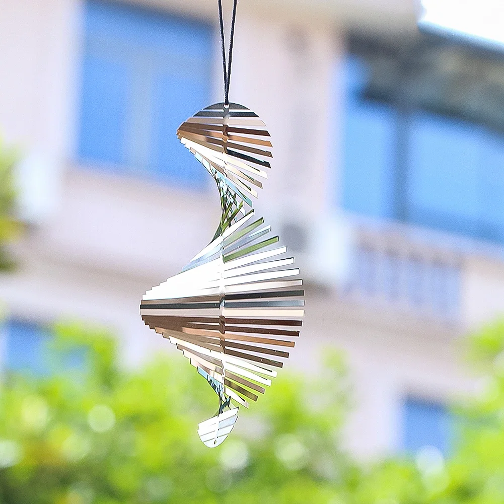 Flip Spiral Wind Spinner 3D Fishbone Whirligig Illusion Wind Chime Catcher Garden Hanging Decor Mirror Reflective Bird Deterrent