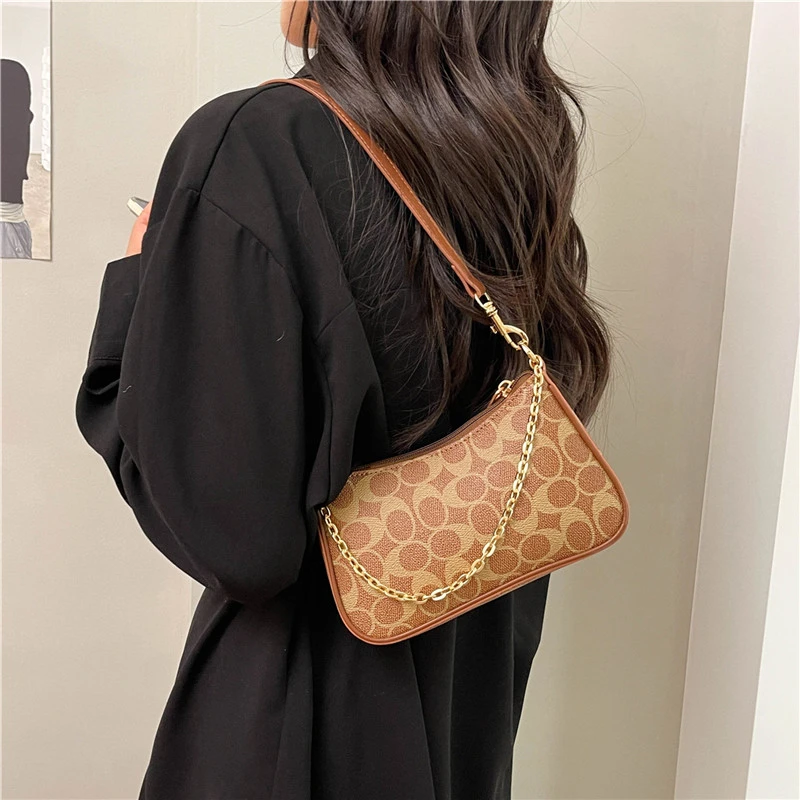 

Classic Leather Tote Bag for Ladies, Luxury Brand Popular, Elegant Women Handbag by Renowned Designer Style