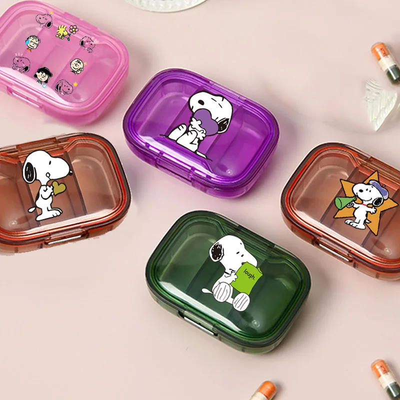 

Изысканная коробка для таблеток Snoopy, аккуратные настольные украшения, предметы первой необходимости, портативные дорожные конфеты, ювелирные изделия, хранение лекарств, праздничный подарок