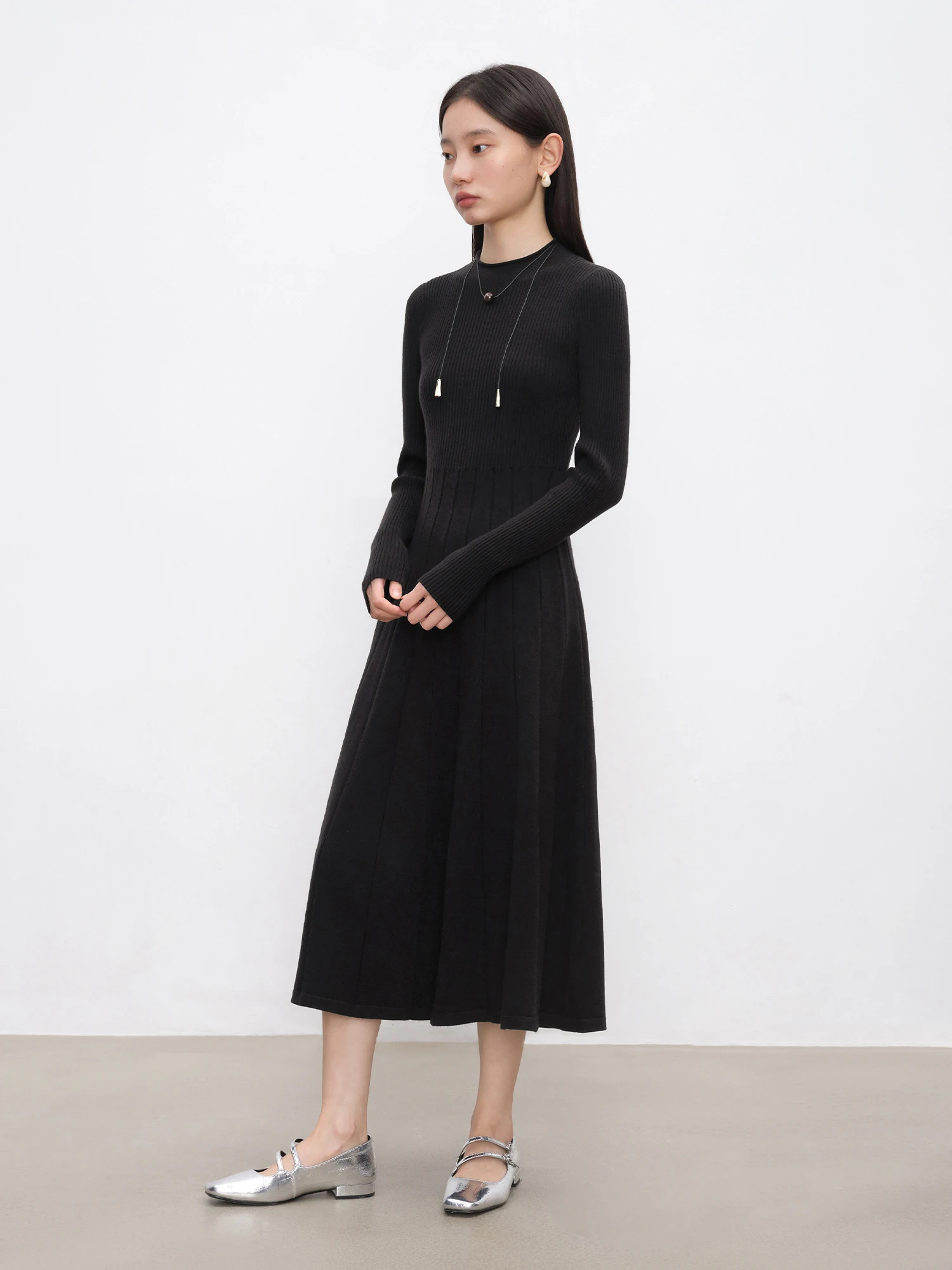 ZIQIAO French Style Half Turtleneck Knitted Dress For Women 2024 Autumn New Design Casual Elegant Mid-length Dress 24ZQ93087