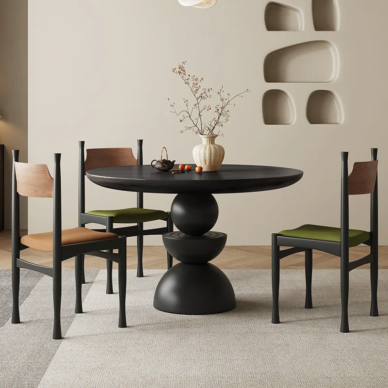 Medieval style solid wood round dining table simple wabi-sabi style designer new French retro small apartment creative round tab