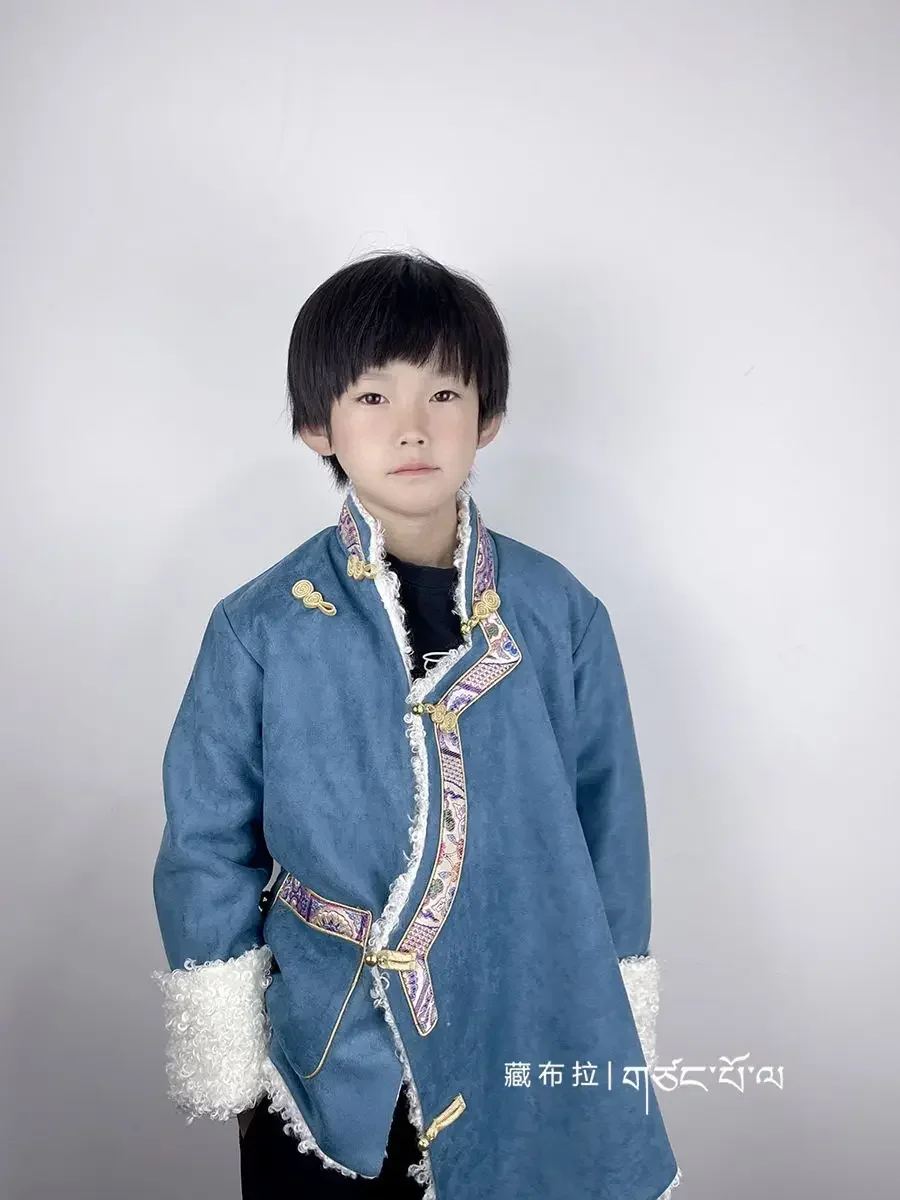 Takie samo zimowe bawełniane, grube i ciepłe ubrania tybetańskie dla dzieci, zarówno dla mężczyzn, jak i kobiet.